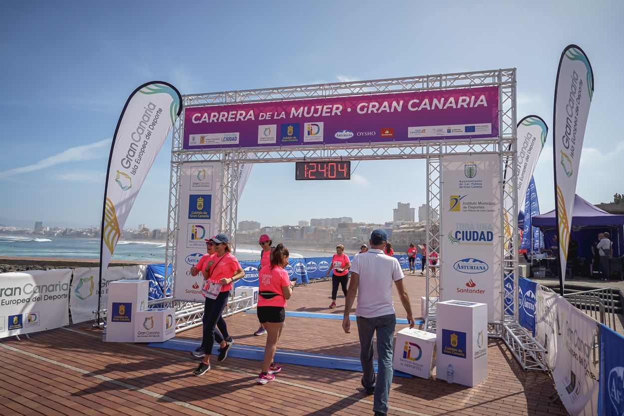 Las fotos de meta de la Carrera de la Mujer de Gran Canaria 12 23 15 15701 O