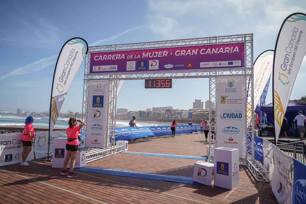 Las fotos de meta de la Carrera de la Mujer de Gran Canaria 12 13 07 15701 O