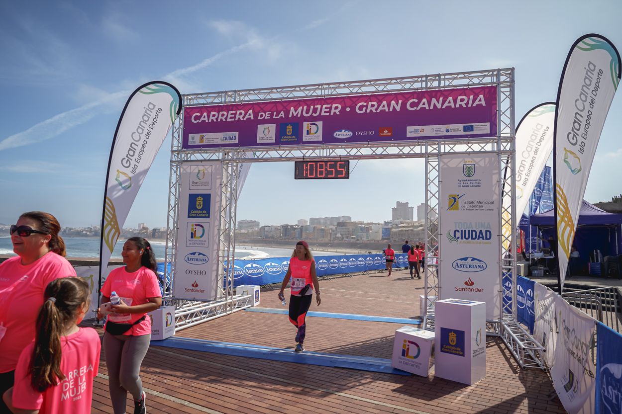 Las fotos de meta de la Carrera de la Mujer de Gran Canaria 12 08 06 15701 O