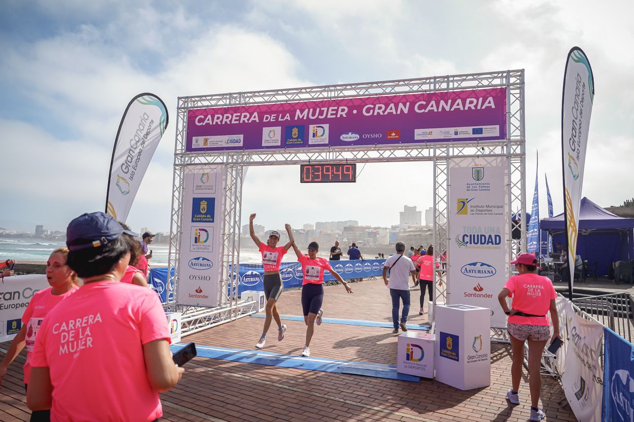 Las fotos de meta de la Carrera de la Mujer de Gran Canaria 11 39 00 15701 O