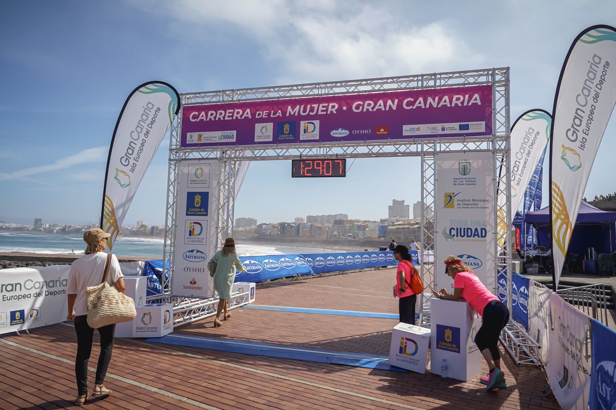 Las fotos de meta de la Carrera de la Mujer de Gran Canaria 12 28 18 15701 O