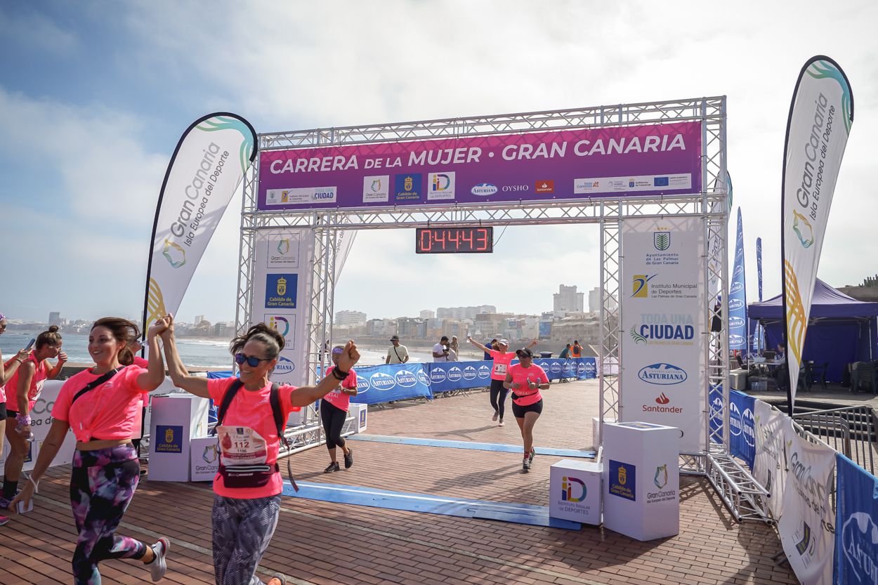Las fotos de meta de la Carrera de la Mujer de Gran Canaria 11 43 54 15701 O