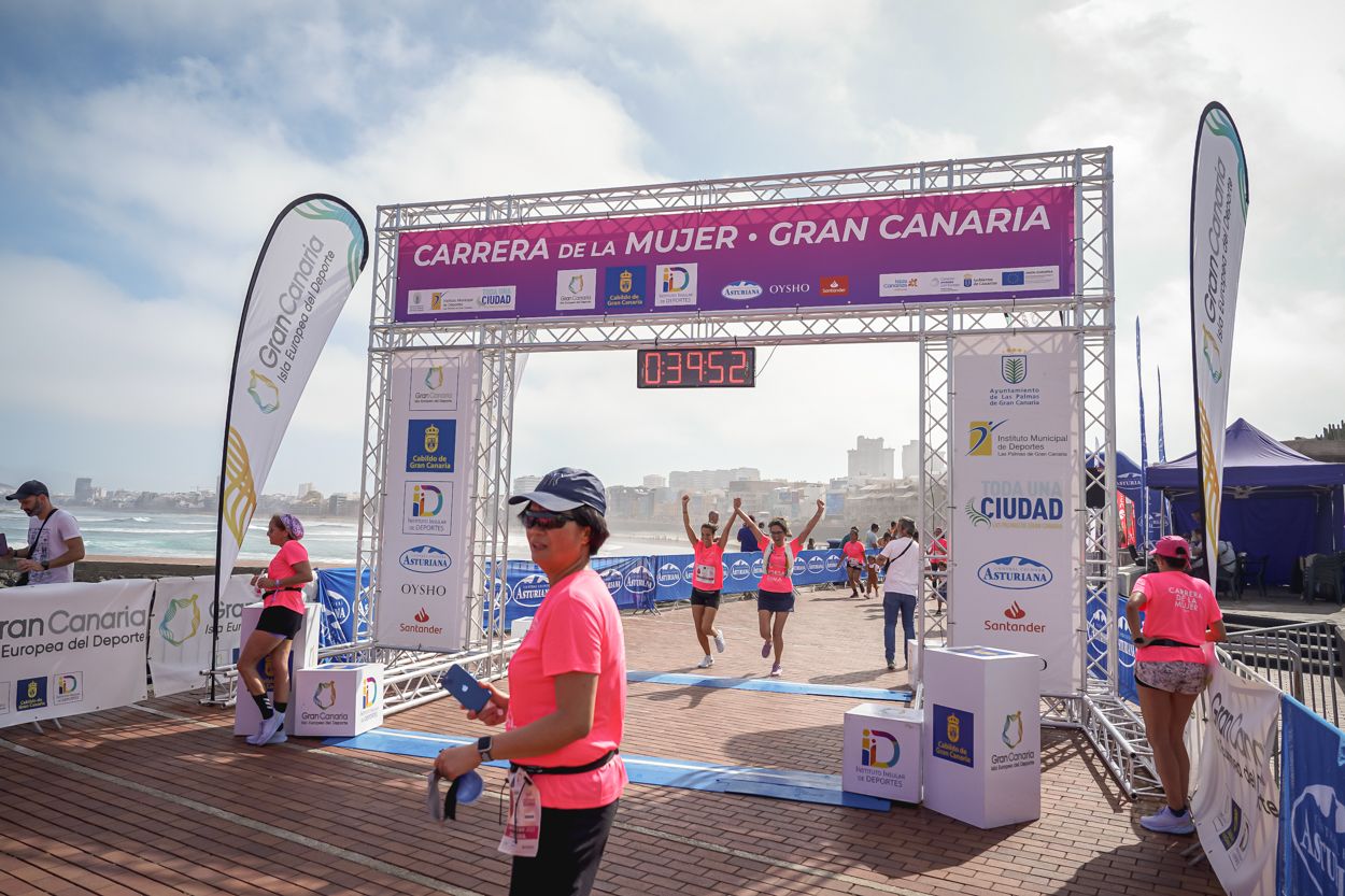 Las fotos de meta de la Carrera de la Mujer de Gran Canaria 11 39 03 15701 O