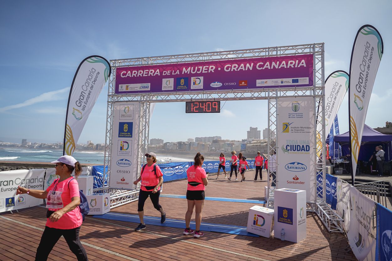 Las fotos de meta de la Carrera de la Mujer de Gran Canaria 12 23 20 15701 O