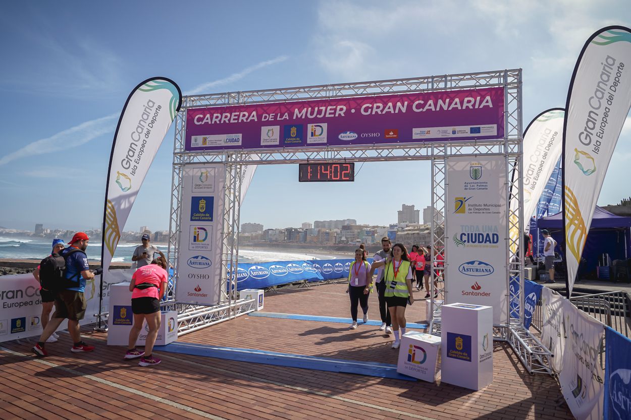 Las fotos de meta de la Carrera de la Mujer de Gran Canaria 12 13 13 15701 O