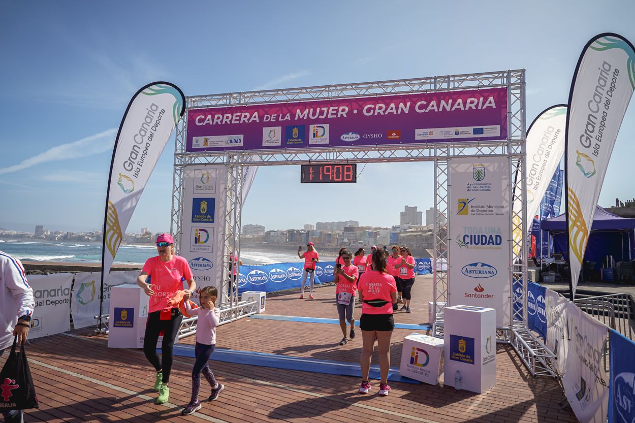Las fotos de meta de la Carrera de la Mujer de Gran Canaria 12 18 19 15701 O