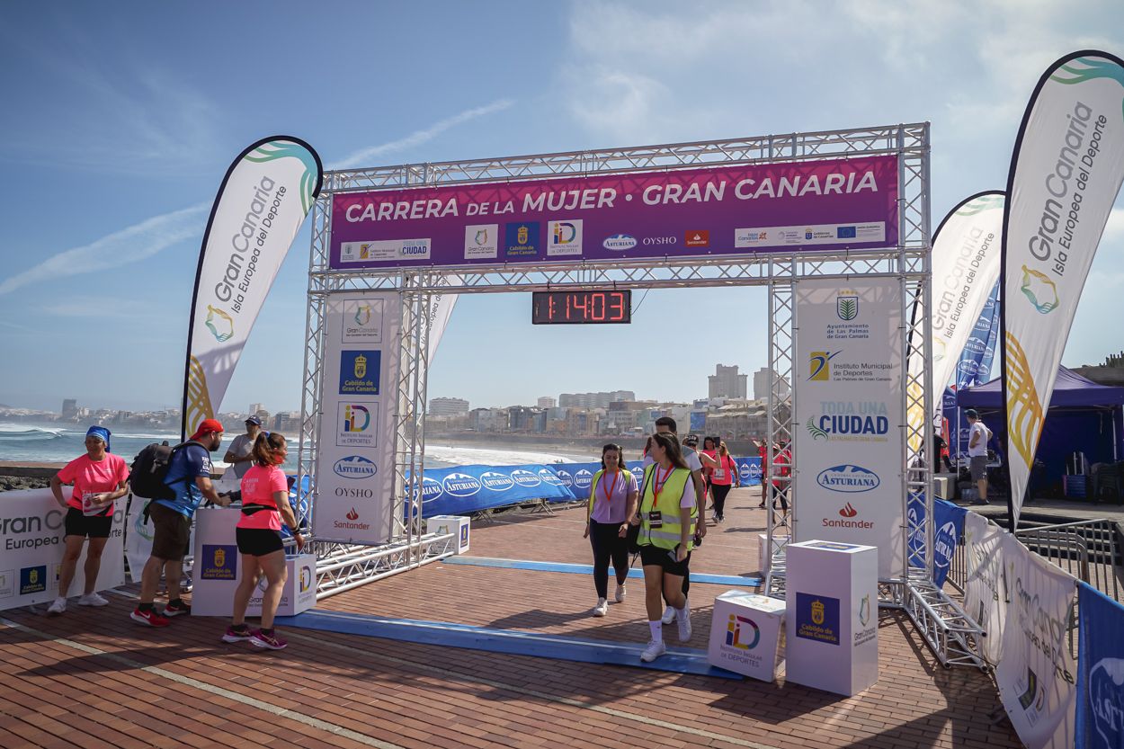 Las fotos de meta de la Carrera de la Mujer de Gran Canaria 12 13 14 15701 O