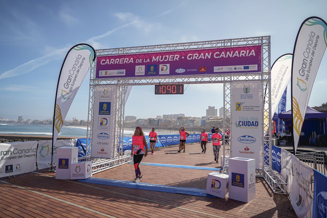 Las fotos de meta de la Carrera de la Mujer de Gran Canaria 12 08 12 15701 O