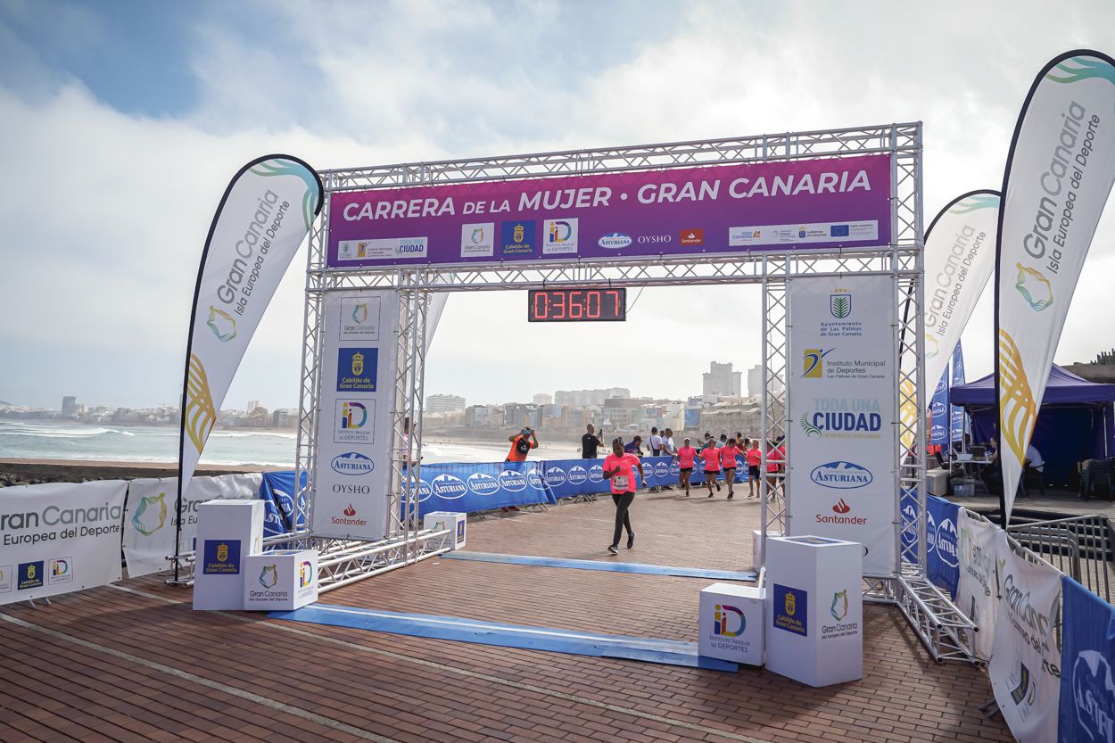Las fotos de meta de la Carrera de la Mujer de Gran Canaria 11 35 18 15701 O