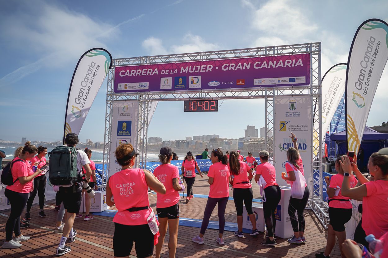 Las fotos de meta de la Carrera de la Mujer de Gran Canaria 12 03 12 15701 O