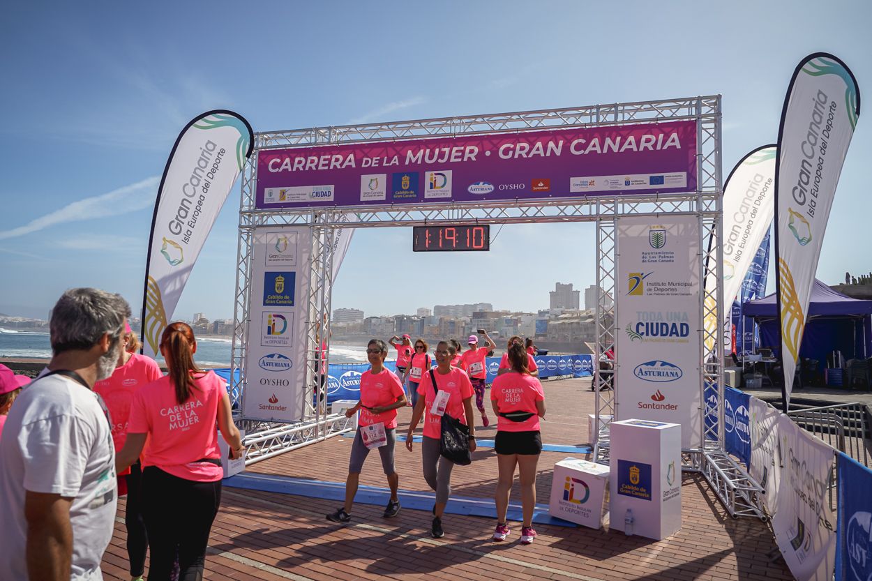 Las fotos de meta de la Carrera de la Mujer de Gran Canaria 12 18 21 15701 O