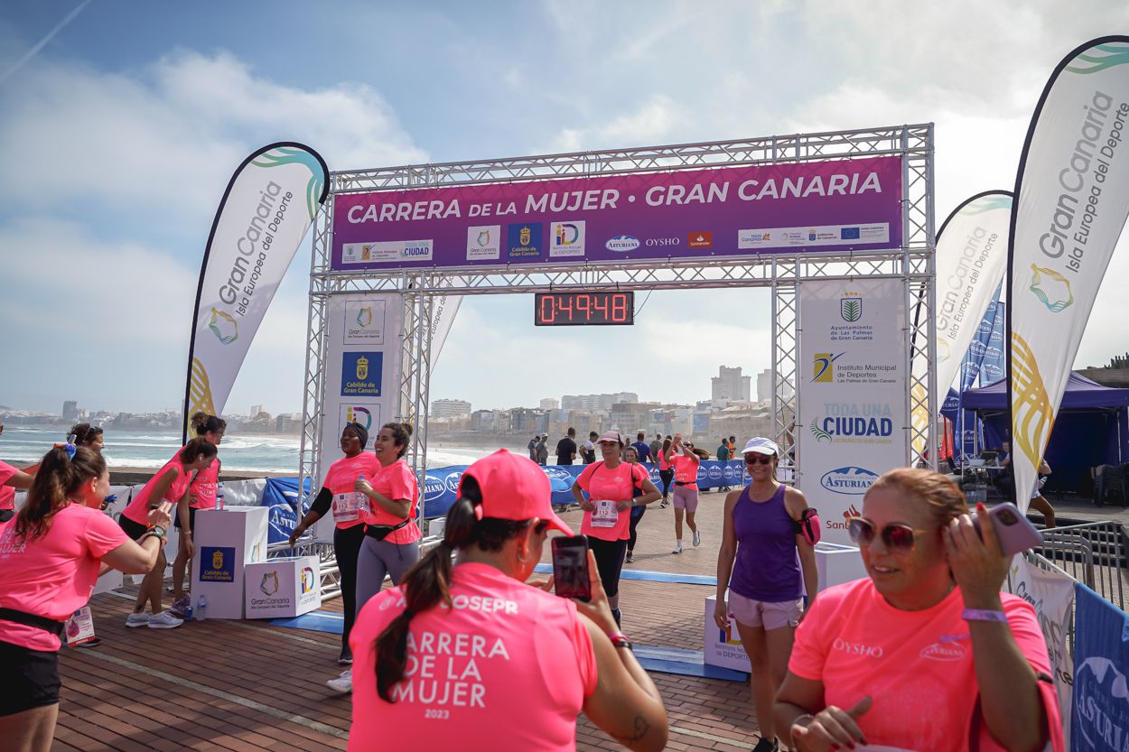 Las fotos de meta de la Carrera de la Mujer de Gran Canaria 11 48 59 15701 O