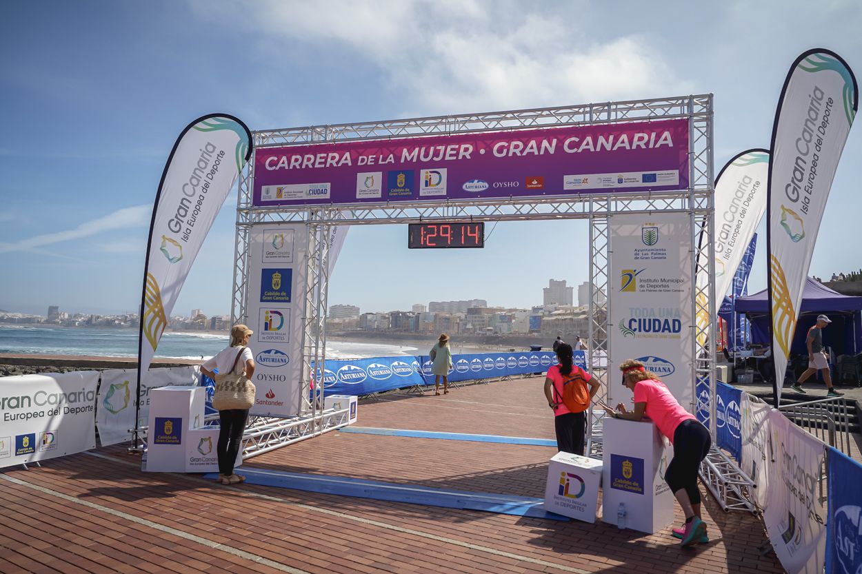 Las fotos de meta de la Carrera de la Mujer de Gran Canaria 12 28 25 15701 O