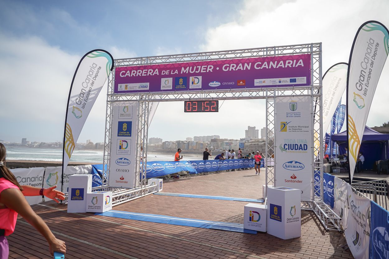 Las fotos de meta de la Carrera de la Mujer de Gran Canaria11 31 03 15701 O