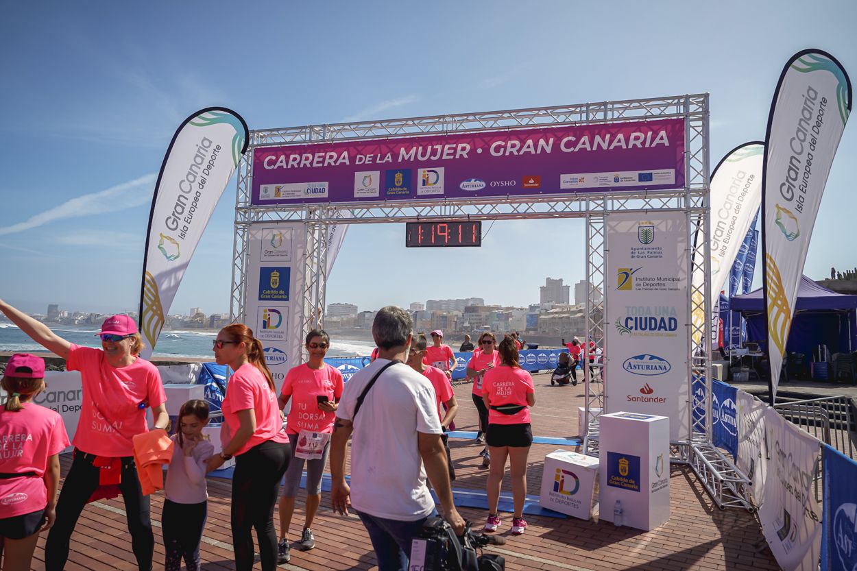 Las fotos de meta de la Carrera de la Mujer de Gran Canaria 12 18 22 15701 O