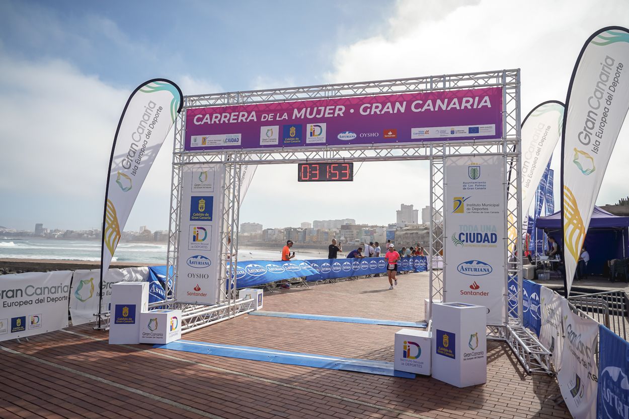 Las fotos de meta de la Carrera de la Mujer de Gran Canaria11 31 04 15701 O