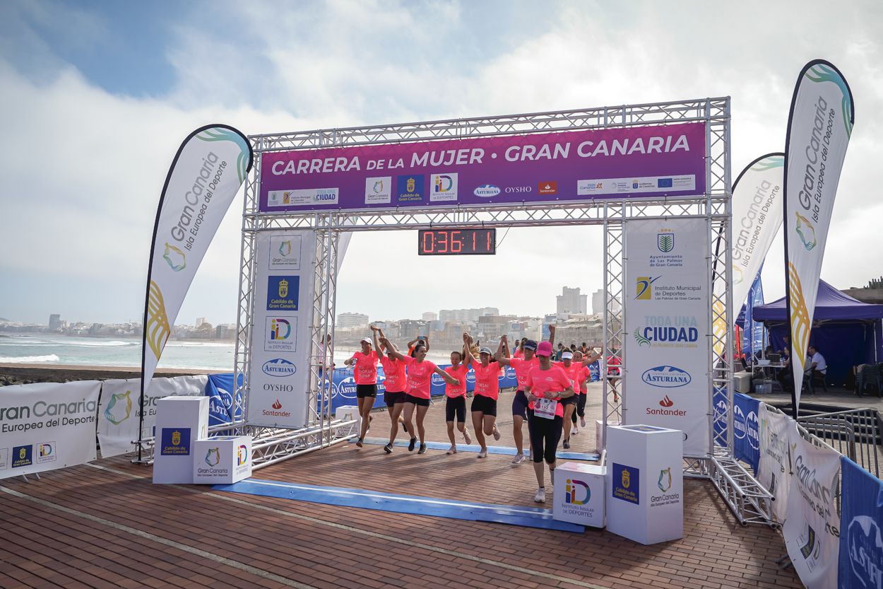 Las fotos de meta de la Carrera de la Mujer de Gran Canaria 11 35 22 15701 O