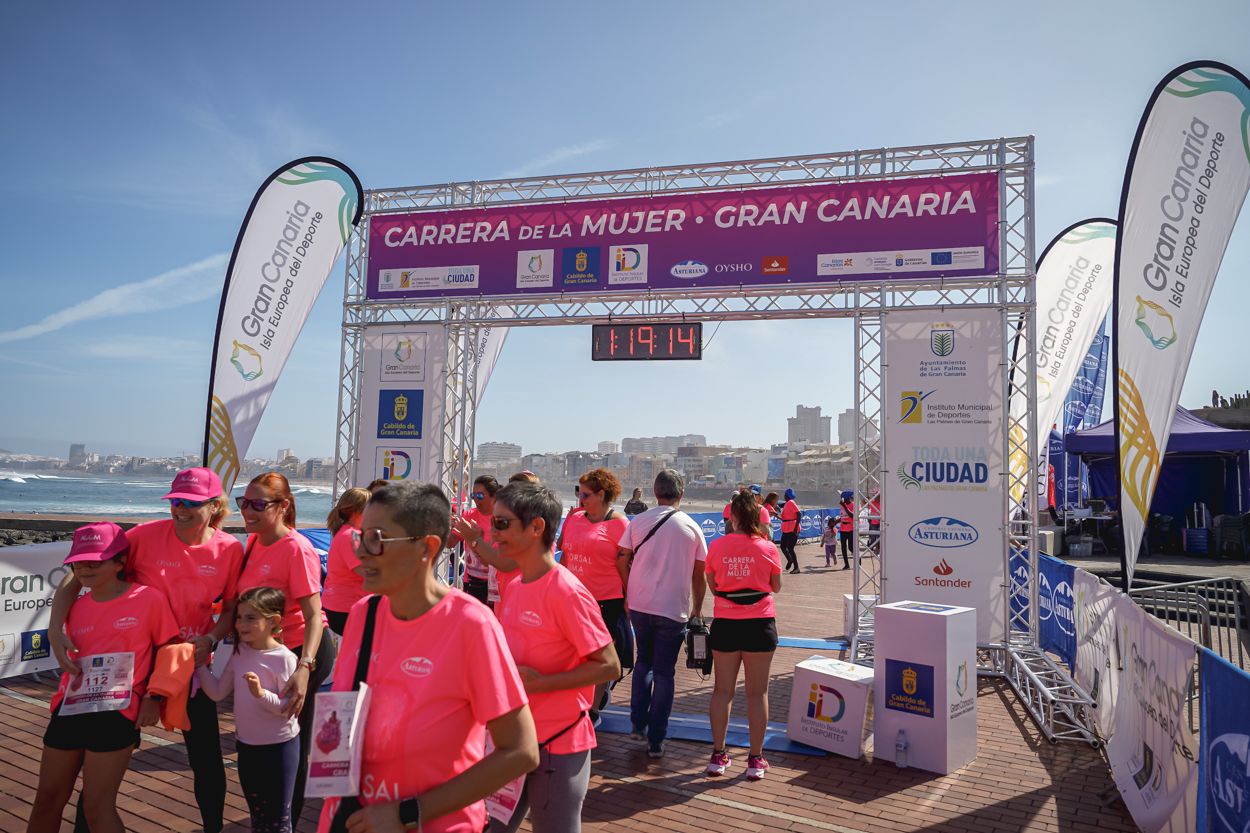 Las fotos de meta de la Carrera de la Mujer de Gran Canaria 12 18 25 15701 O