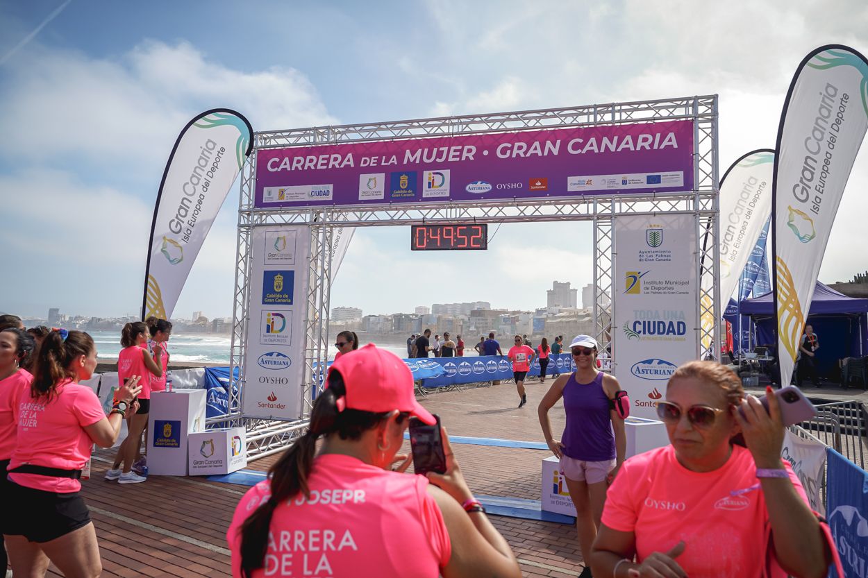 Las fotos de meta de la Carrera de la Mujer de Gran Canaria 11 49 03 15701 O