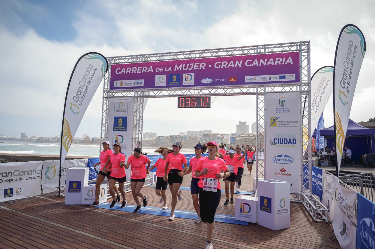 Las fotos de meta de la Carrera de la Mujer de Gran Canaria 11 35 23 15701 O