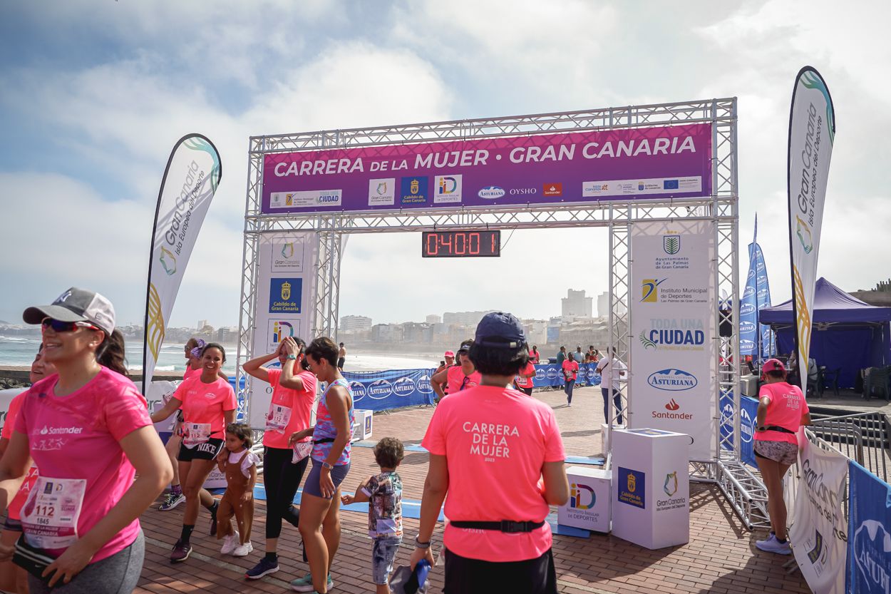 Las fotos de meta de la Carrera de la Mujer de Gran Canaria 11 39 12 15701 O