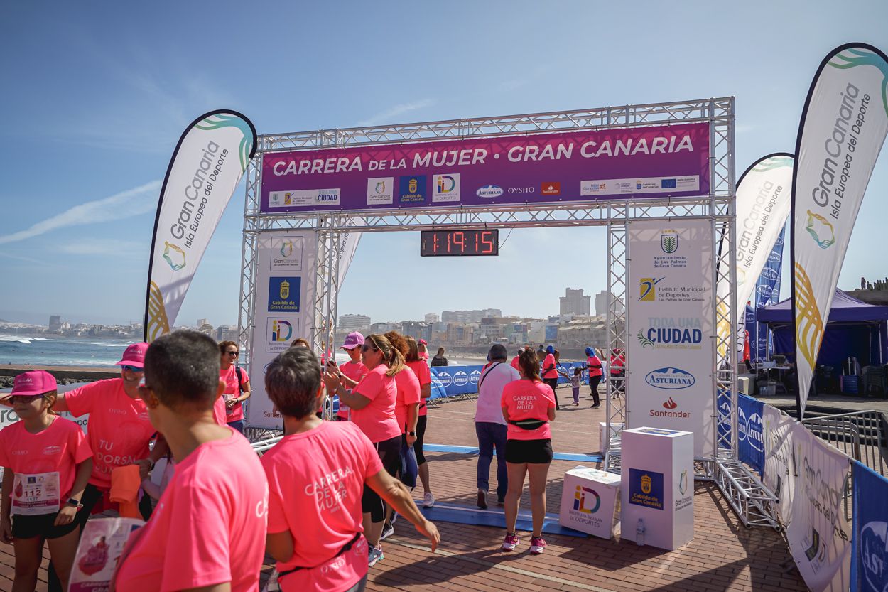 Las fotos de meta de la Carrera de la Mujer de Gran Canaria 12 18 26 15701 O