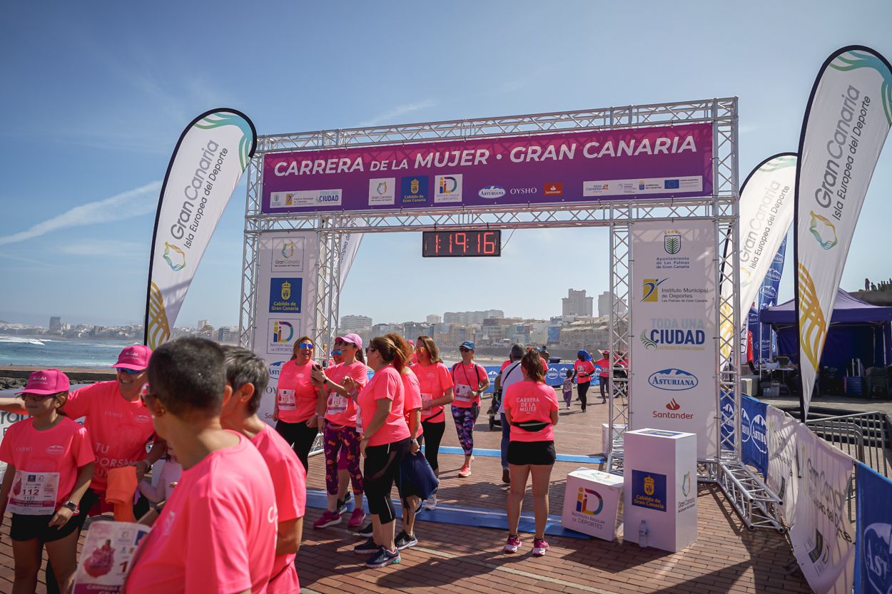 Las fotos de meta de la Carrera de la Mujer de Gran Canaria 12 18 27 15701 O