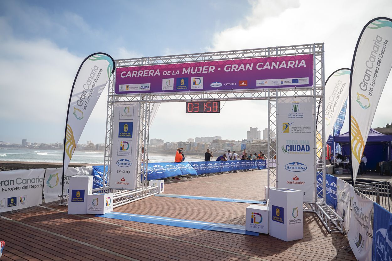 Las fotos de meta de la Carrera de la Mujer de Gran Canaria11 31 09 15701 O