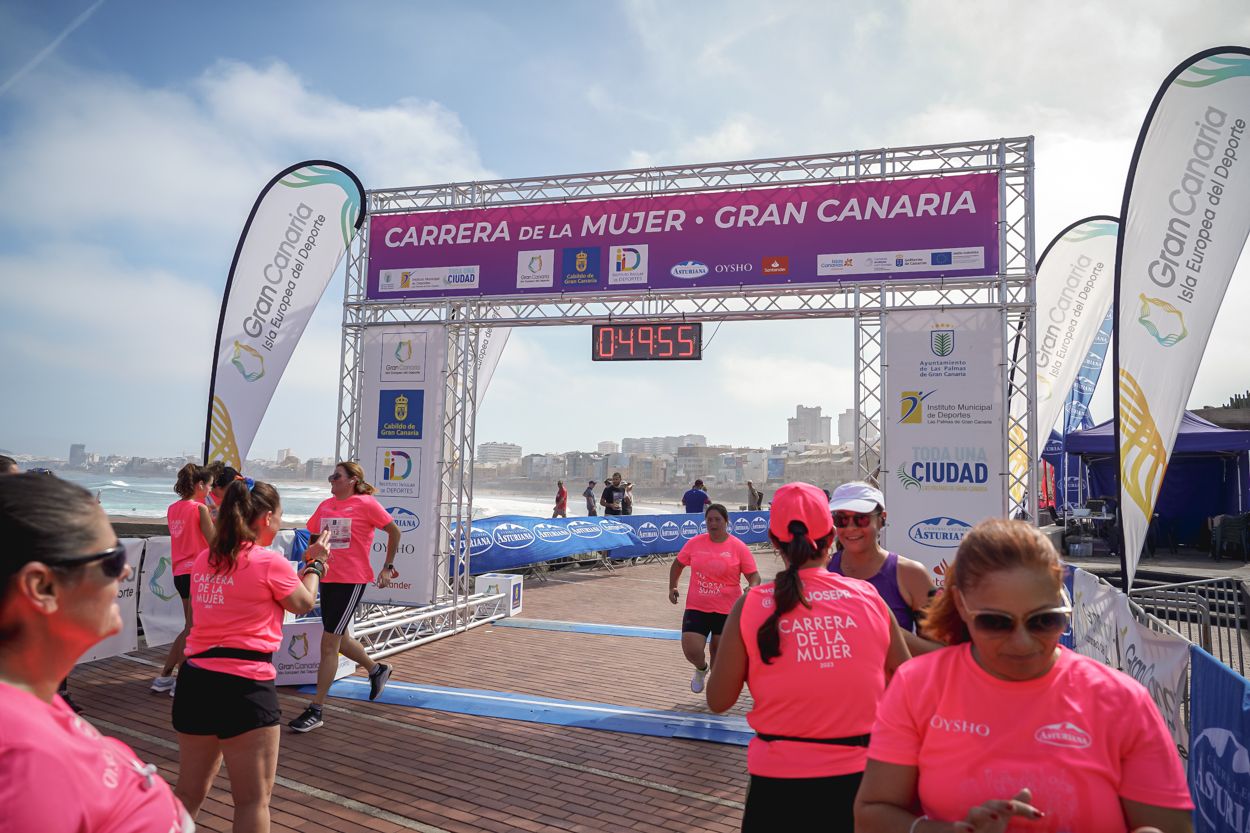 Las fotos de meta de la Carrera de la Mujer de Gran Canaria 11 49 06 15701 O