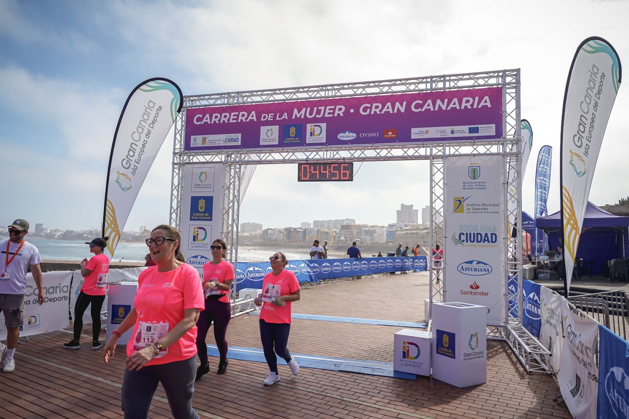 Las fotos de meta de la Carrera de la Mujer de Gran Canaria 11 44 07 15701 O