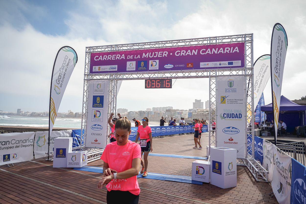 Las fotos de meta de la Carrera de la Mujer de Gran Canaria 11 35 27 15701 O