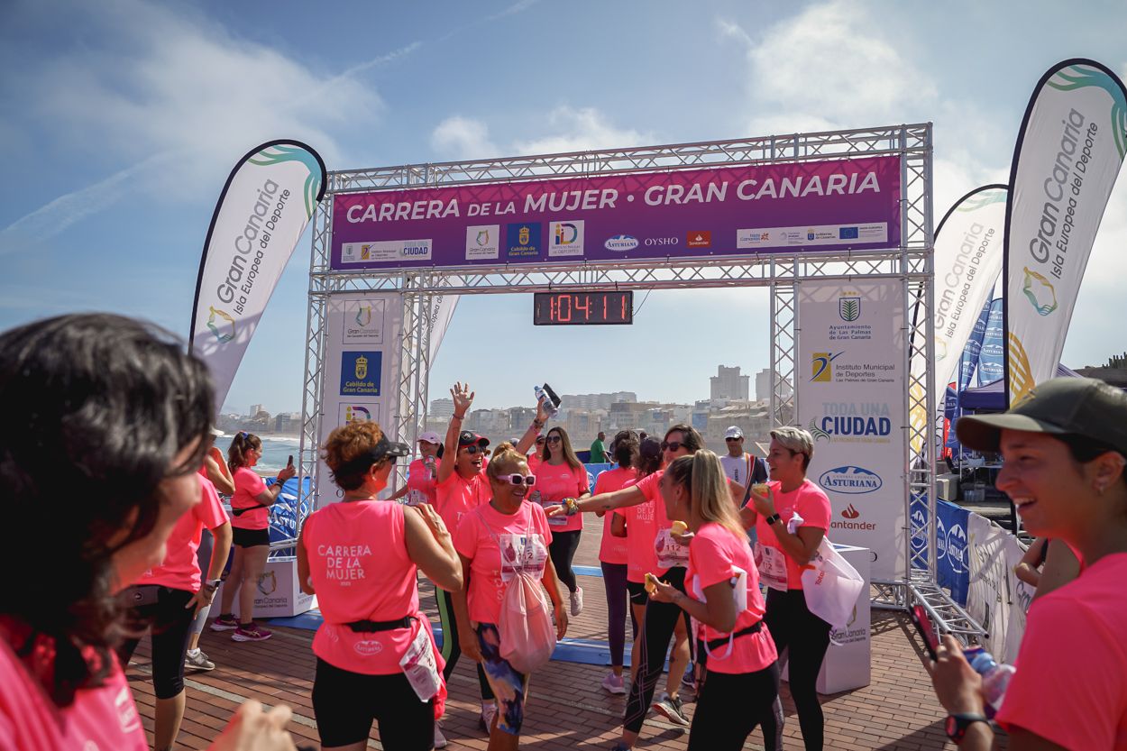 Las fotos de meta de la Carrera de la Mujer de Gran Canaria 12 03 22 15701 O