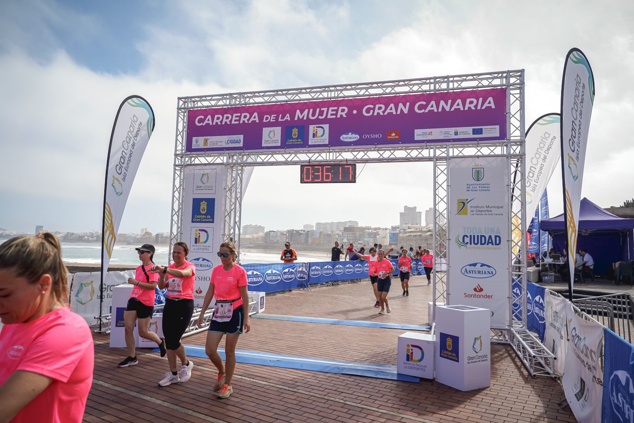 Las fotos de meta de la Carrera de la Mujer de Gran Canaria 11 35 28 15701 O