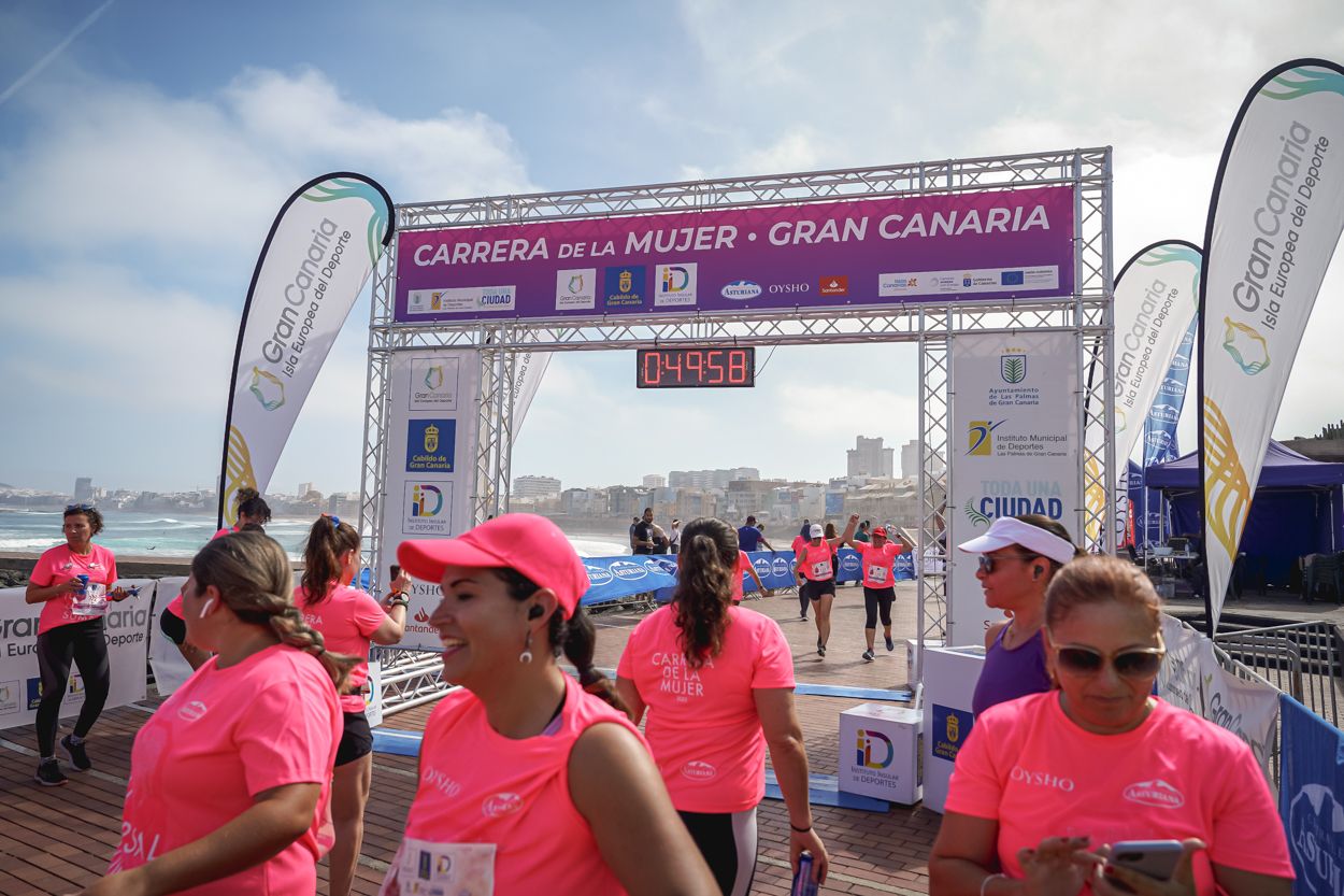 Las fotos de meta de la Carrera de la Mujer de Gran Canaria 11 49 09 15701 O