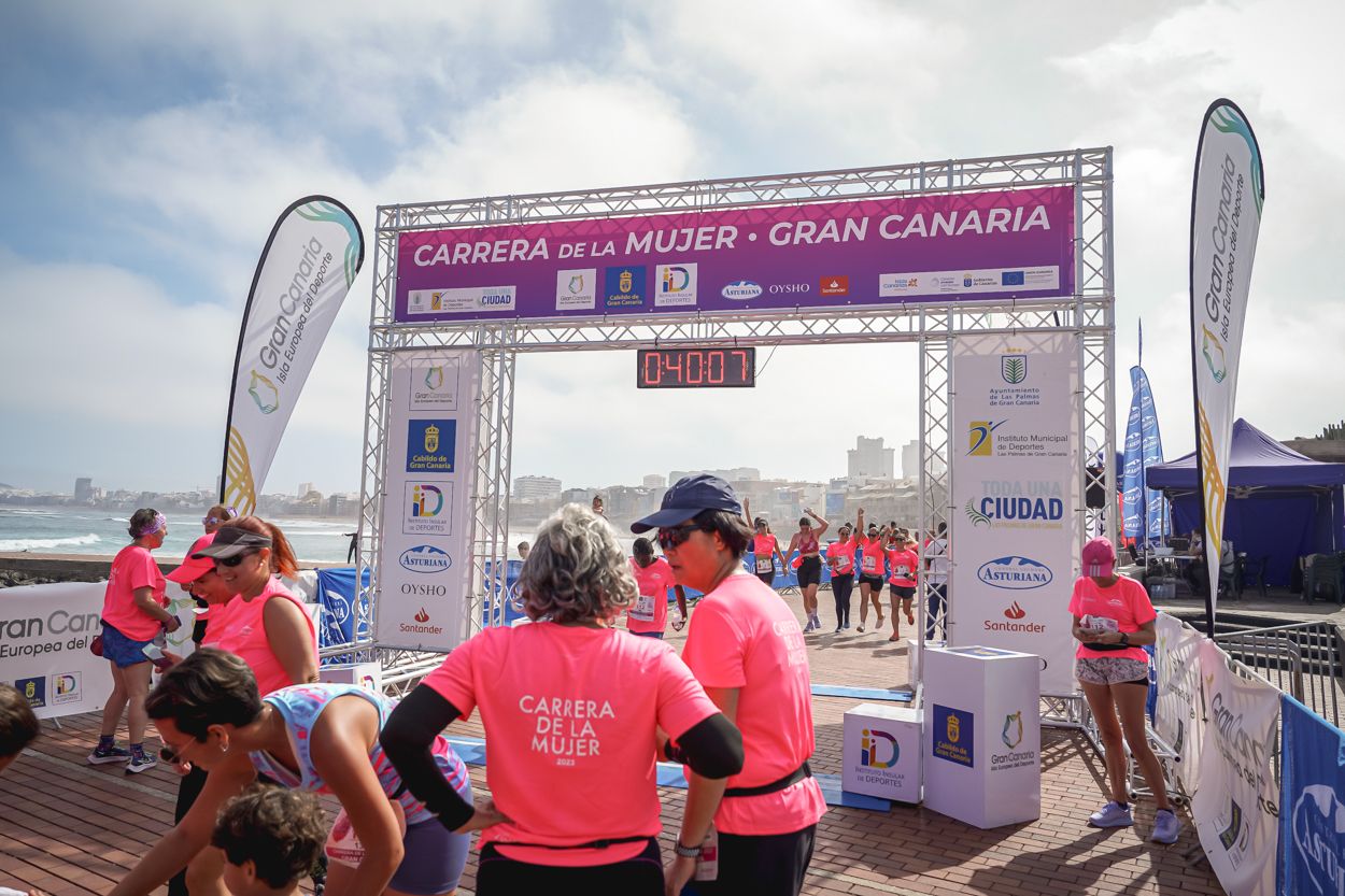 Las fotos de meta de la Carrera de la Mujer de Gran Canaria 11 39 18 15701 O