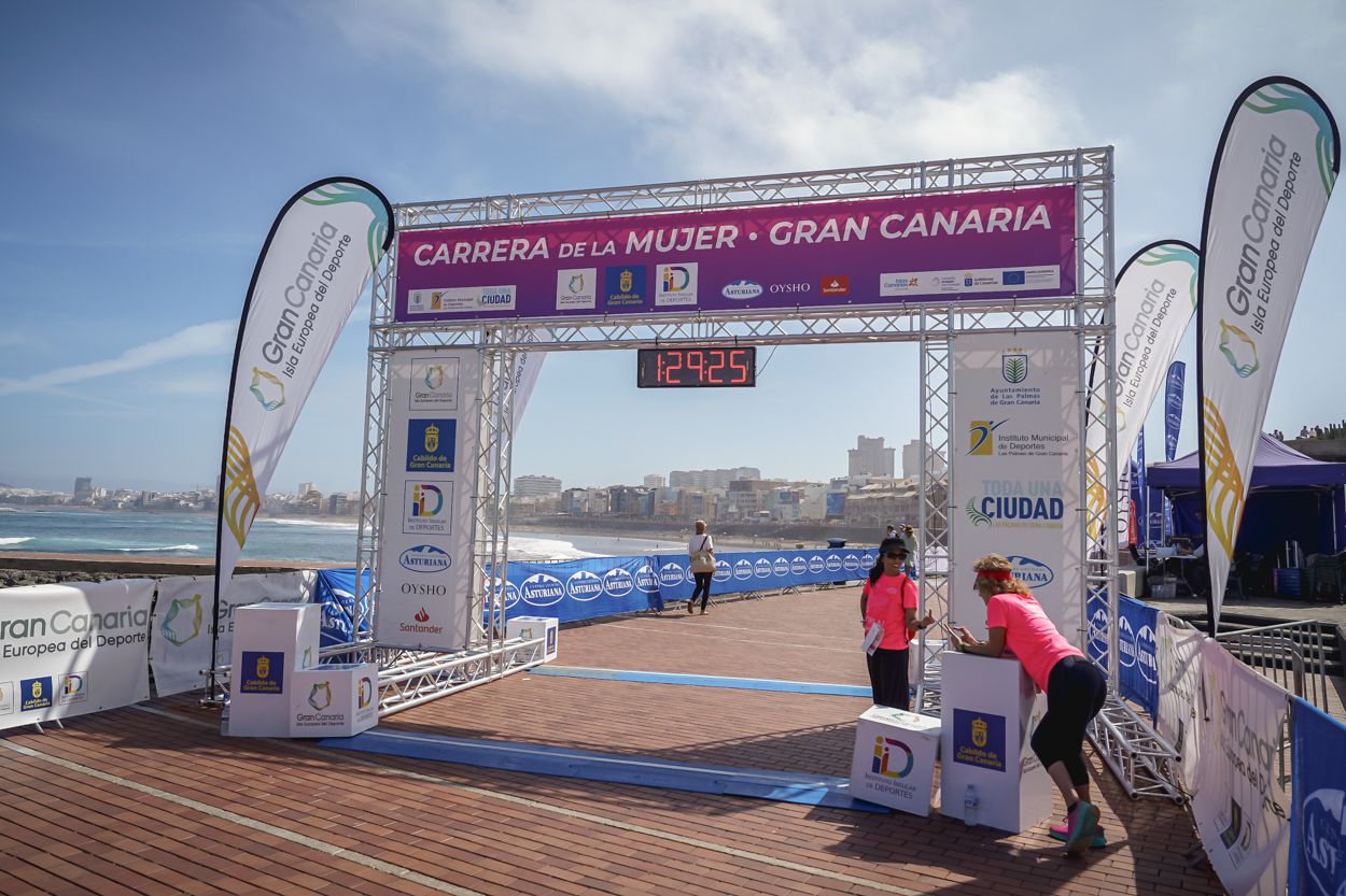 Las fotos de meta de la Carrera de la Mujer de Gran Canaria 12 28 36 15701 O