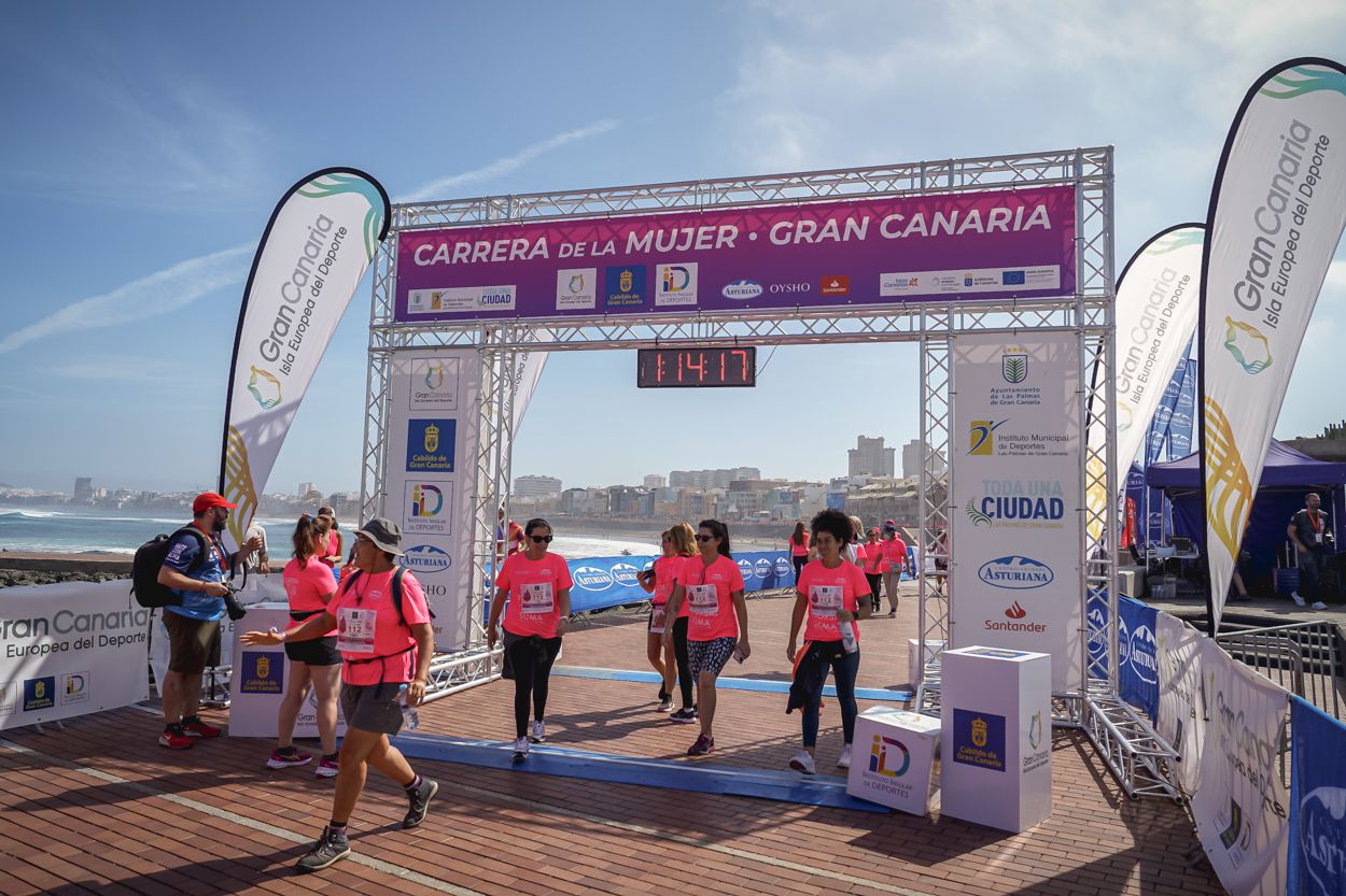 Las fotos de meta de la Carrera de la Mujer de Gran Canaria 12 13 28 15701 O