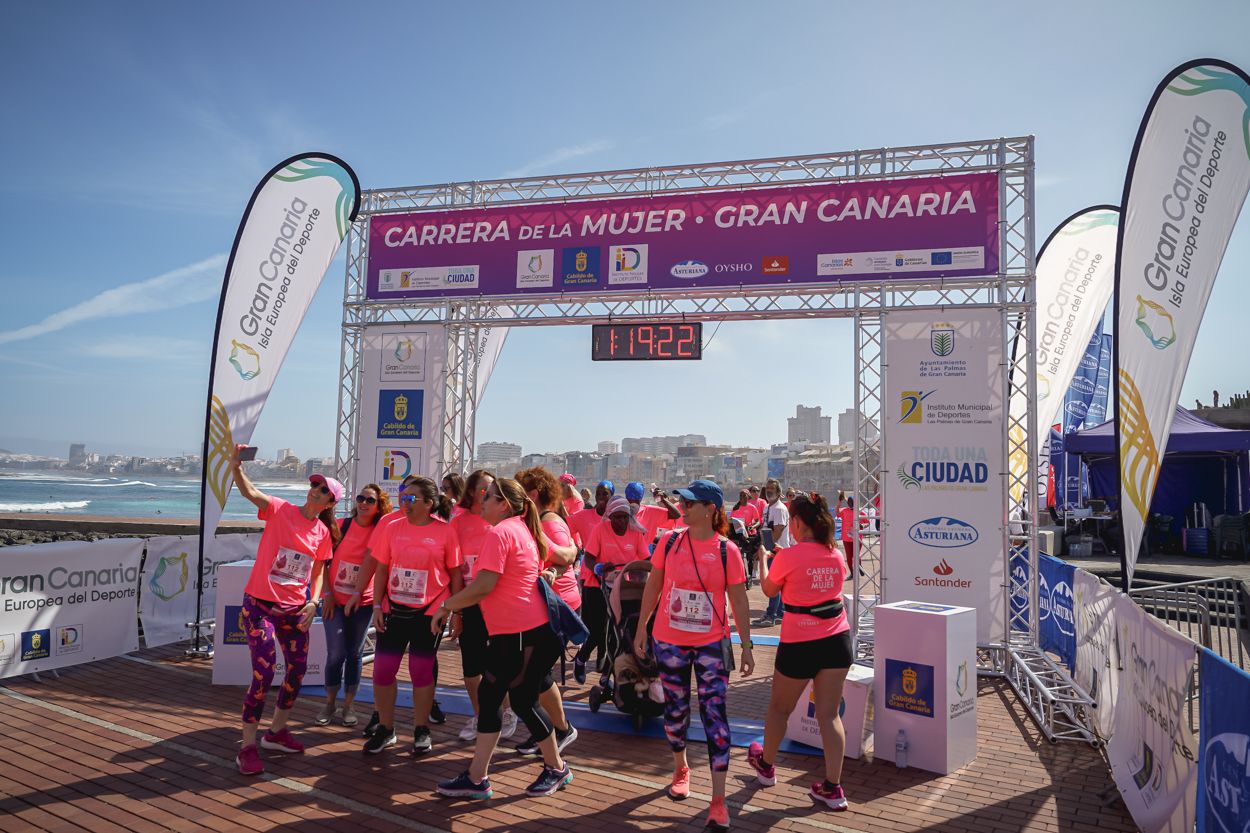 Las fotos de meta de la Carrera de la Mujer de Gran Canaria 12 18 33 15701 O