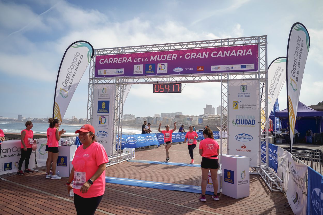 Las fotos de meta de la Carrera de la Mujer de Gran Canaria 11 53 28 15701 O