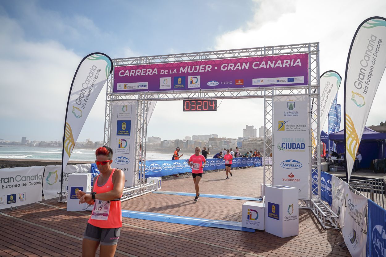 Las fotos de meta de la Carrera de la Mujer de Gran Canaria11 31 15 15701 O