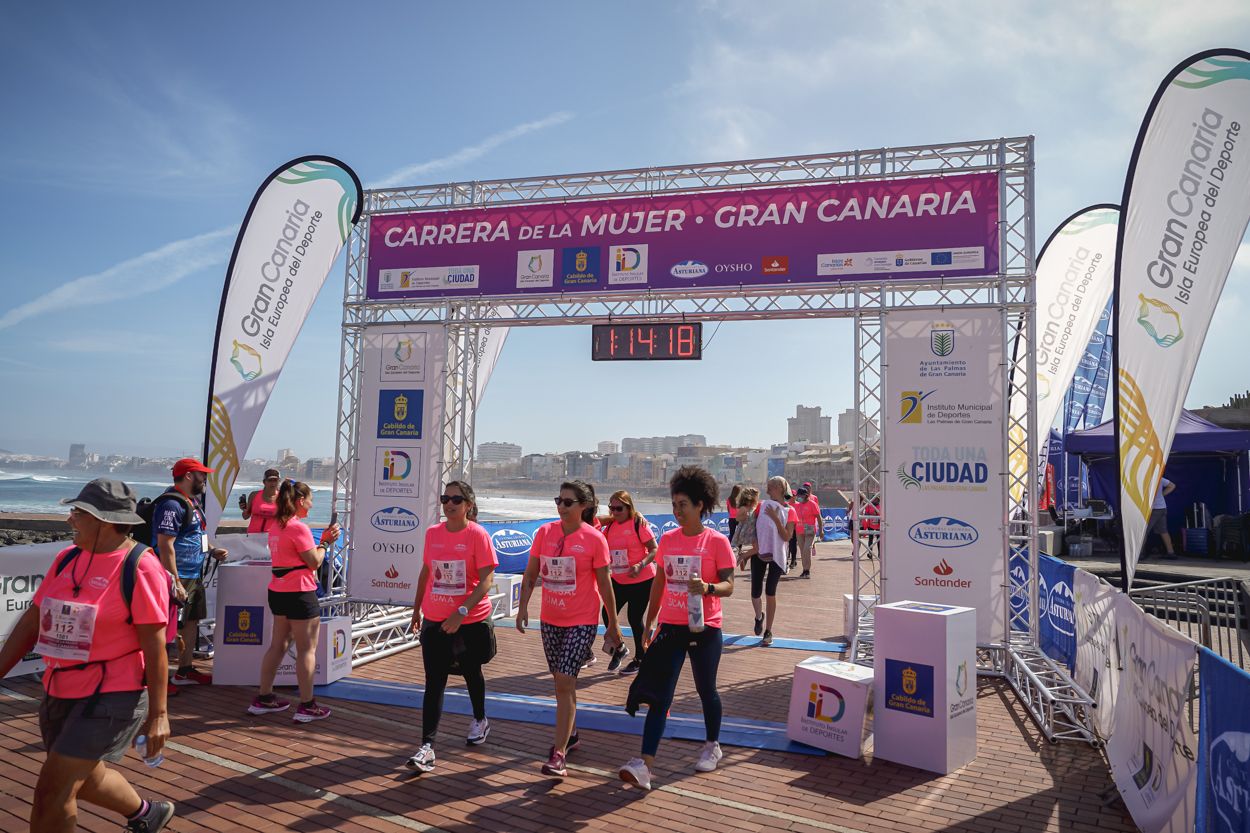 Las fotos de meta de la Carrera de la Mujer de Gran Canaria 12 13 29 15701 O