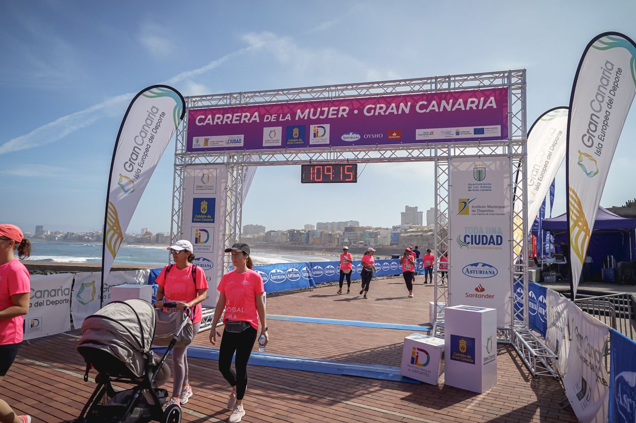 Las fotos de meta de la Carrera de la Mujer de Gran Canaria 12 08 26 15701 O