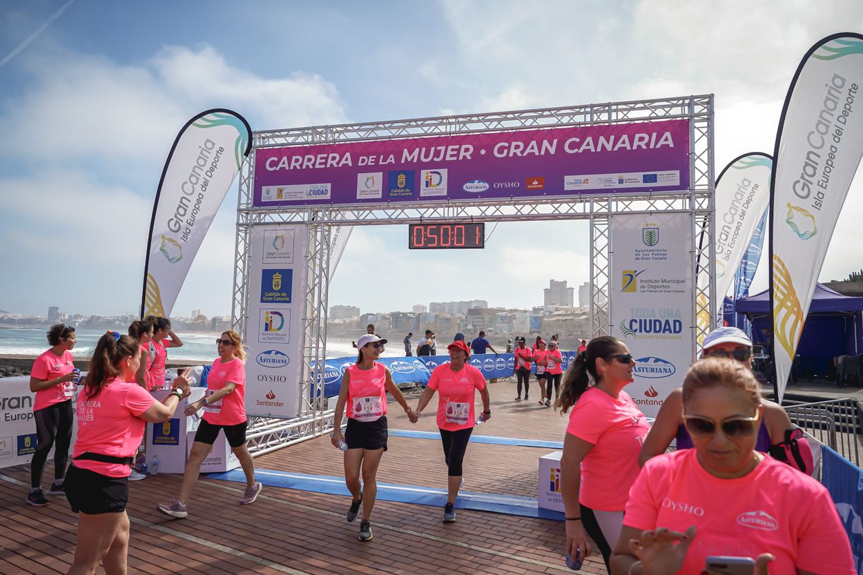 Las fotos de meta de la Carrera de la Mujer de Gran Canaria 11 49 12 15701 O