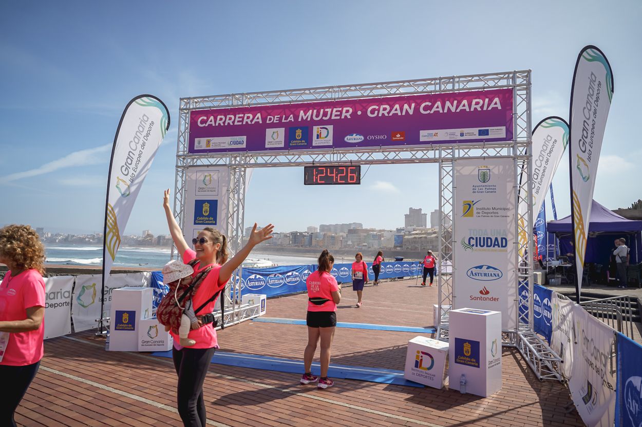 Las fotos de meta de la Carrera de la Mujer de Gran Canaria 12 23 37 15701 O