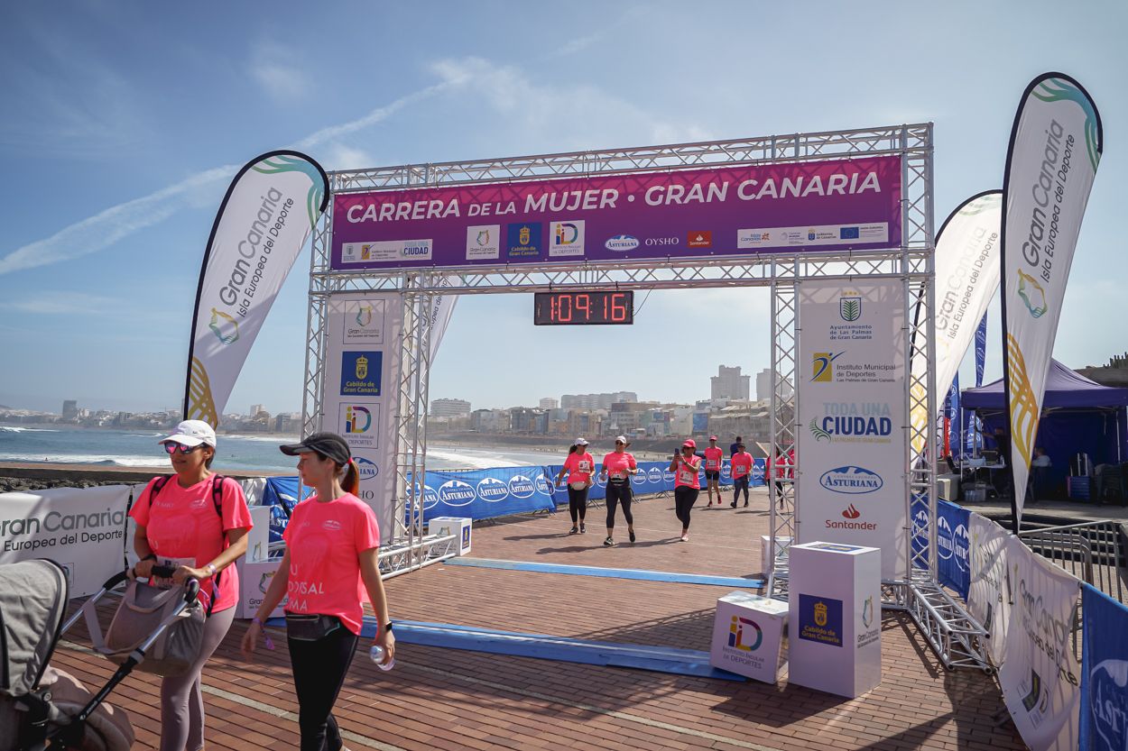 Las fotos de meta de la Carrera de la Mujer de Gran Canaria 12 08 27 15701 O