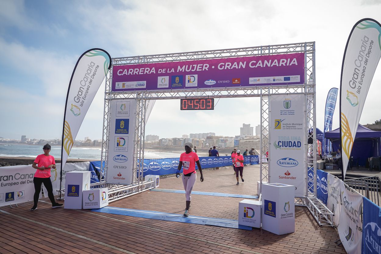 Las fotos de meta de la Carrera de la Mujer de Gran Canaria 11 44 13 15701 O