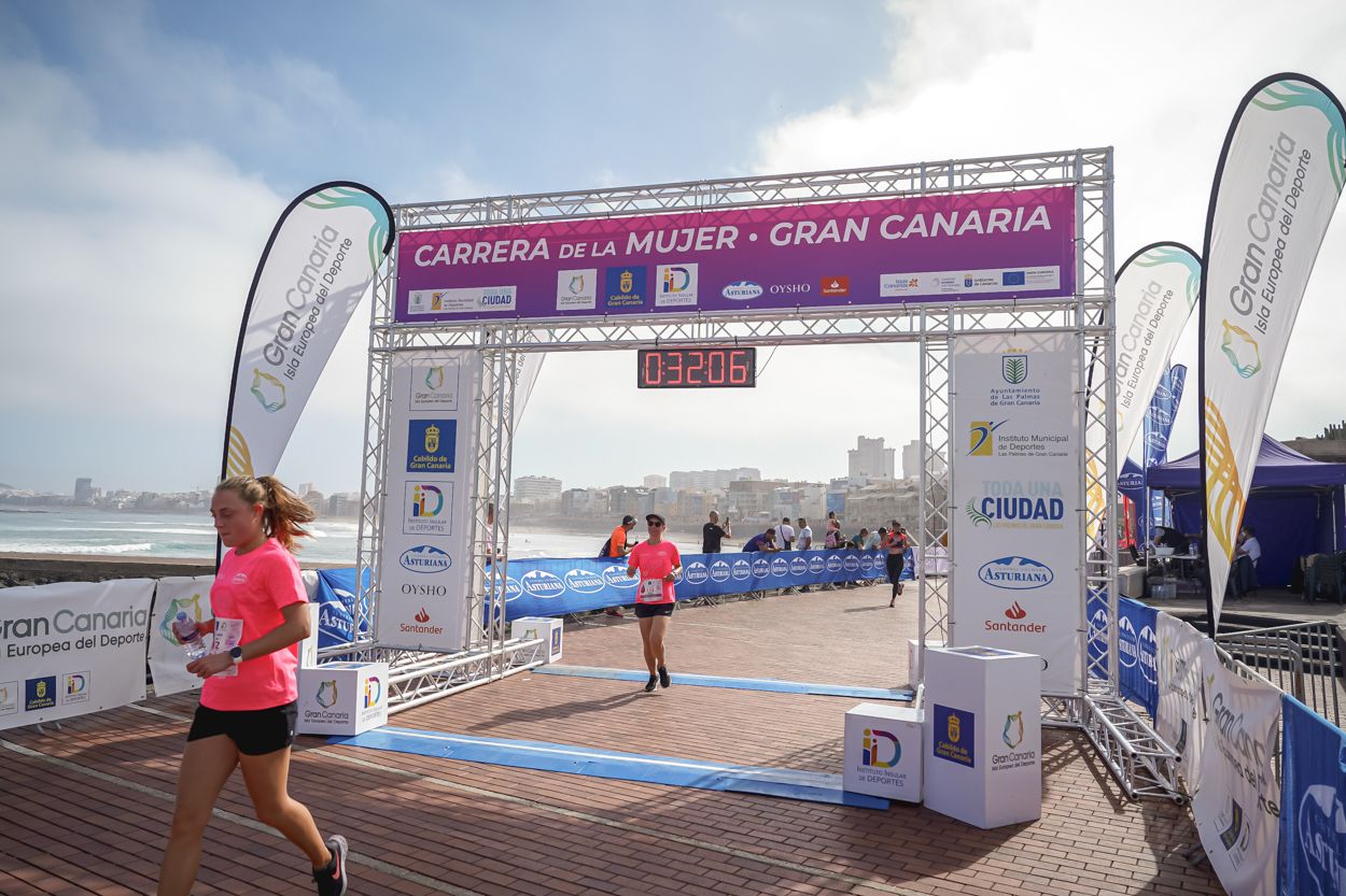 Las fotos de meta de la Carrera de la Mujer de Gran Canaria11 31 17 15701 O