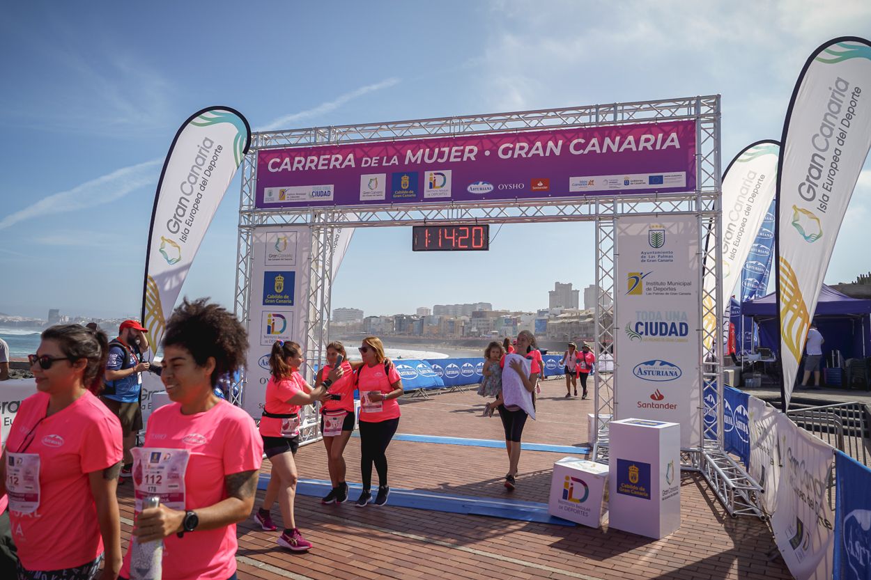 Las fotos de meta de la Carrera de la Mujer de Gran Canaria 12 13 31 15701 O