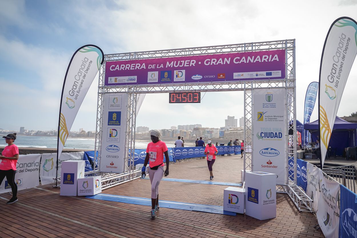 Las fotos de meta de la Carrera de la Mujer de Gran Canaria 11 44 14 15701 O