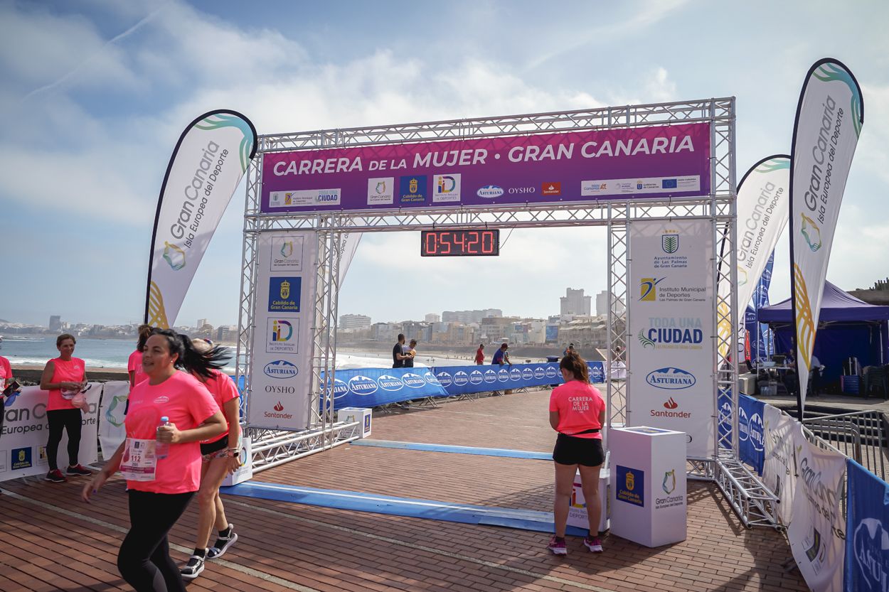 Las fotos de meta de la Carrera de la Mujer de Gran Canaria 11 53 31 15701 O
